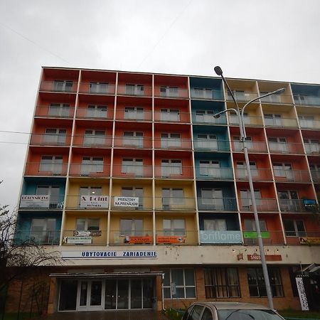 Biznis Centrum / Ubytovna Rožňava Exterior foto